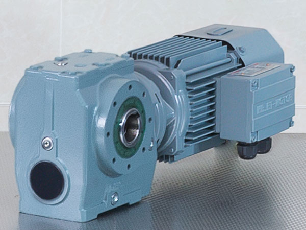 Spur GearとHelical Gear Reducer Motorsの違いは何ですか？